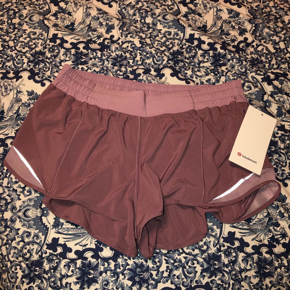 Hotty hot lululemon shorts!!
